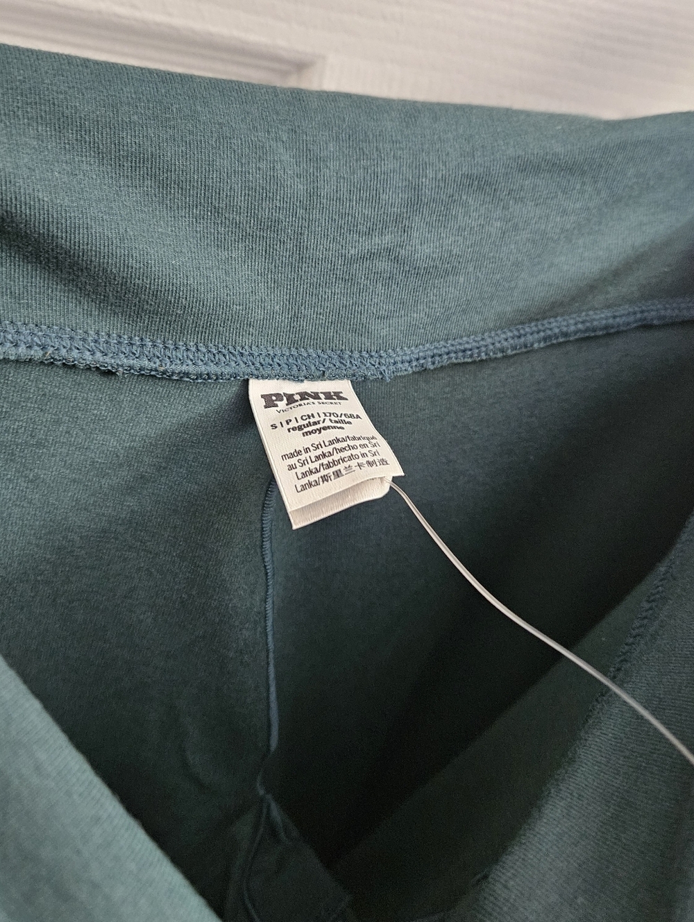 PINK Victoria's Secret Foldover Leggings - Picture 11 of 12